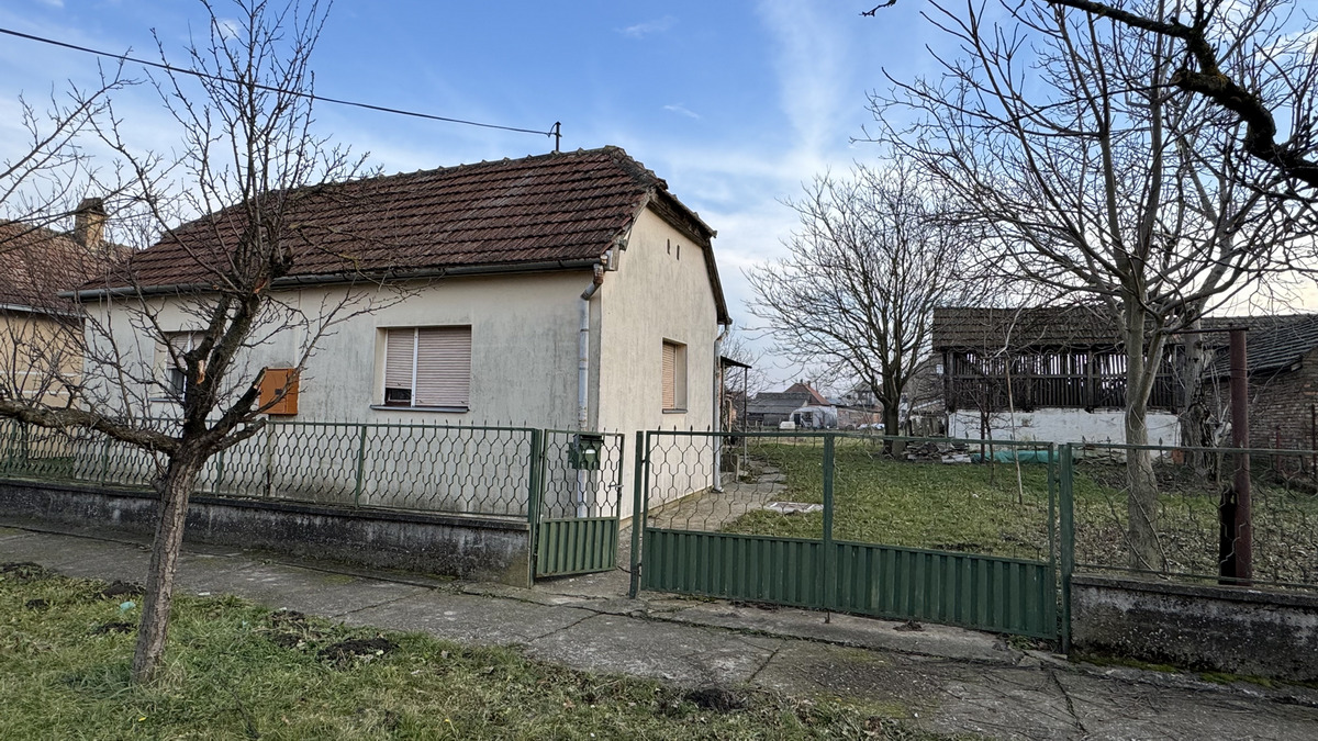 Kuća u Lazarevo k_1746