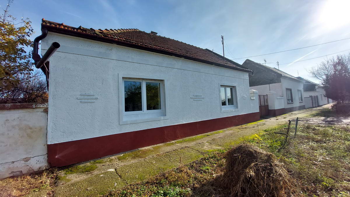 Kuća u Elemiru k_2002