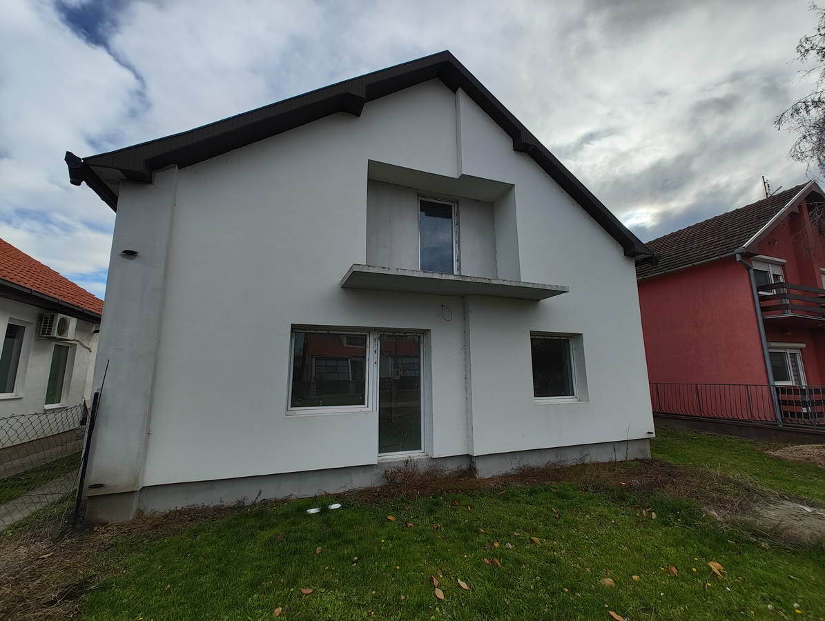 Kuća u Žitištu k_2004