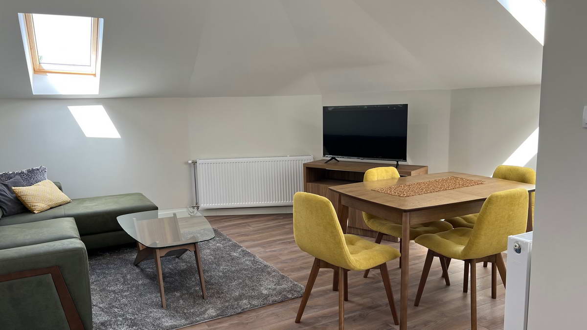 Dvosoban stan za izdavanje u centru grada i_84