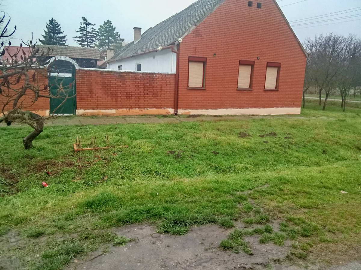 Kuća u Bašaidu k_2007