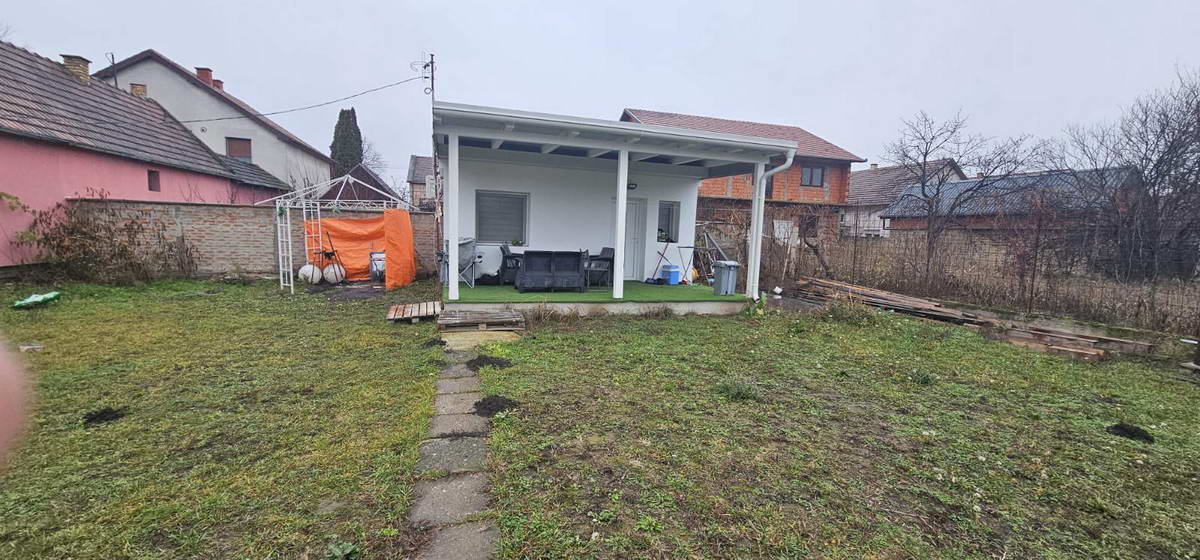 Kuća na Zelenom Polju k_2012