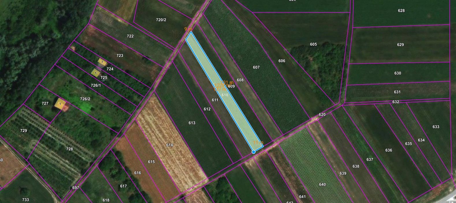 Plac kod Perleza p_225