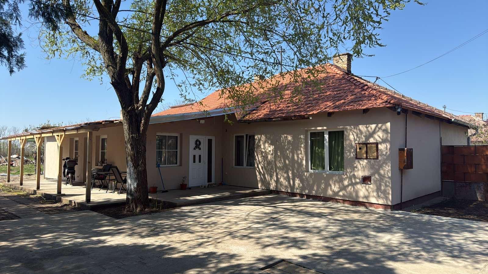 Kuća u Novoj Koloniji k_2032